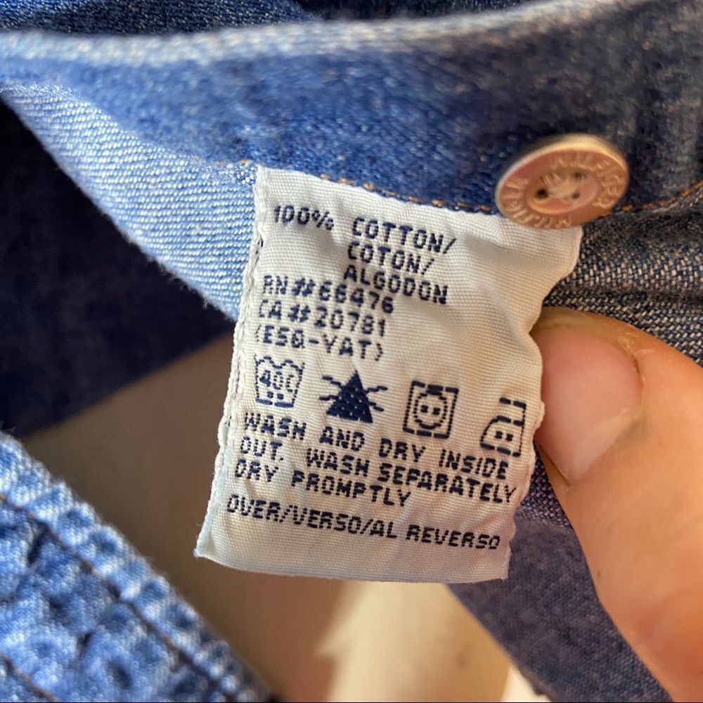 Tommy Hilfiger denim button up size small - Picture 8 of 8